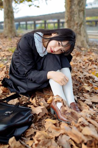 他把头埋在我的神秘幽谷亲吻小说